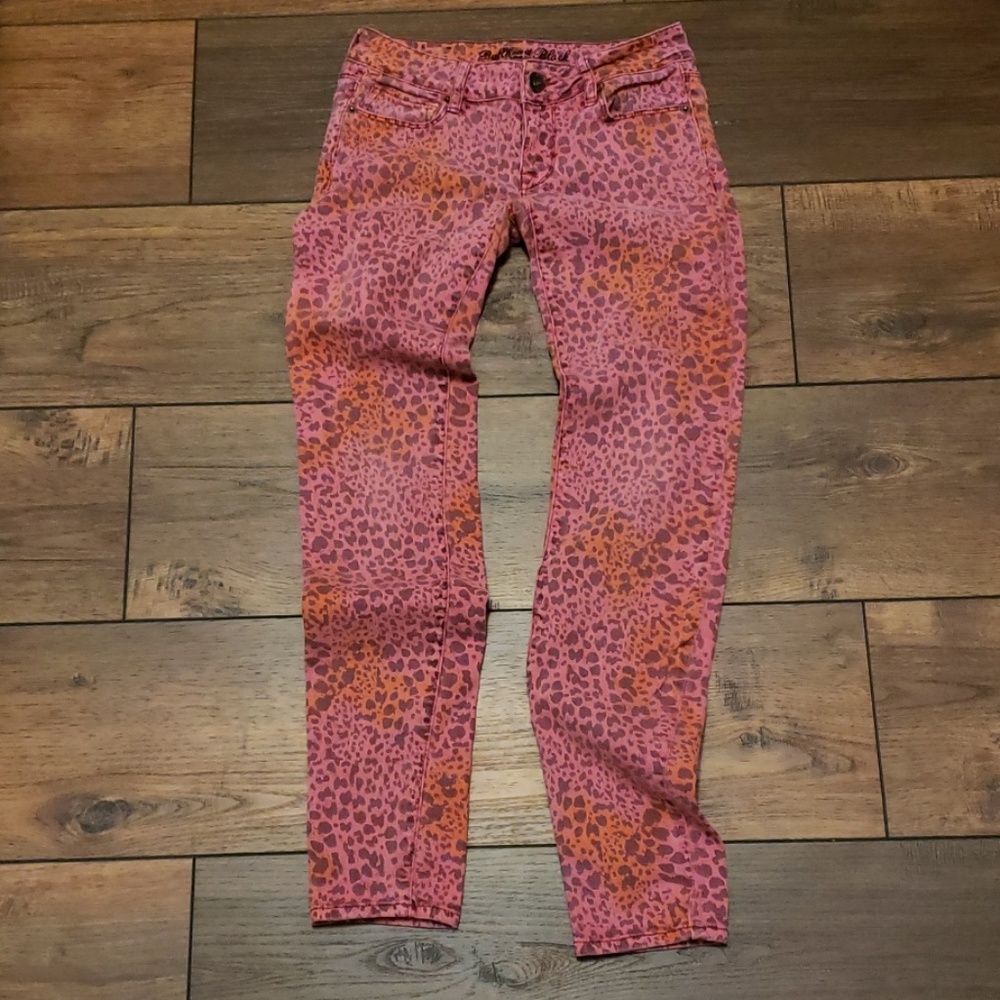 Bullhead Black animal print jeans